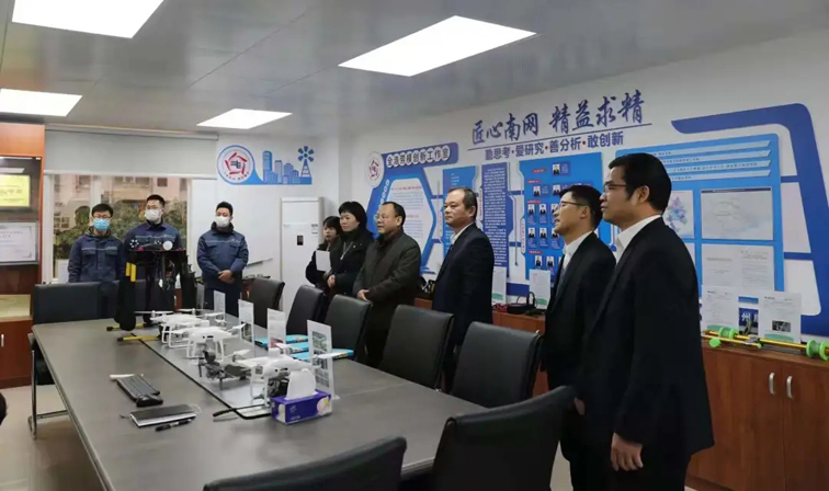市總工會(huì)領(lǐng)導(dǎo)到中國(guó)南方電網(wǎng)有限責(zé)任公司超高壓輸電公司梧州局調(diào)研