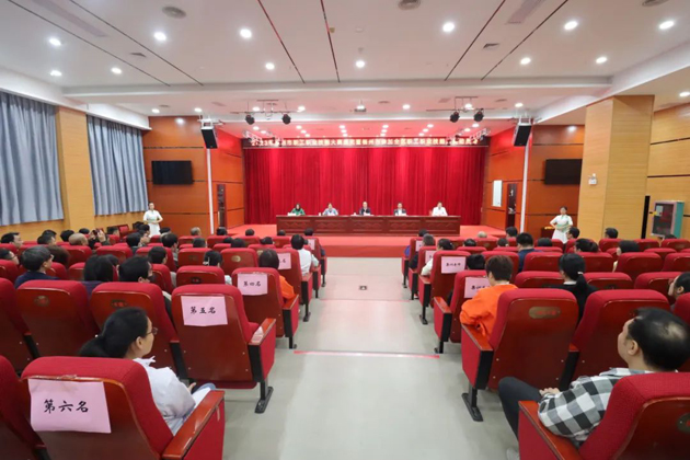 市總工會召開2023年梧州市職工職業(yè)技能大賽頒獎儀式暨梧州市參加全區(qū)職工職業(yè)技能大賽動員會