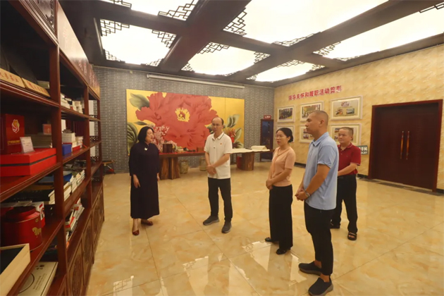 市總工會調(diào)研組到龍圩區(qū)開展工會工作調(diào)研