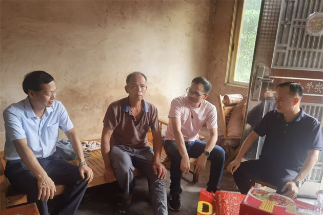 市總工會開展入戶走訪，助力鄉(xiāng)村振興工作