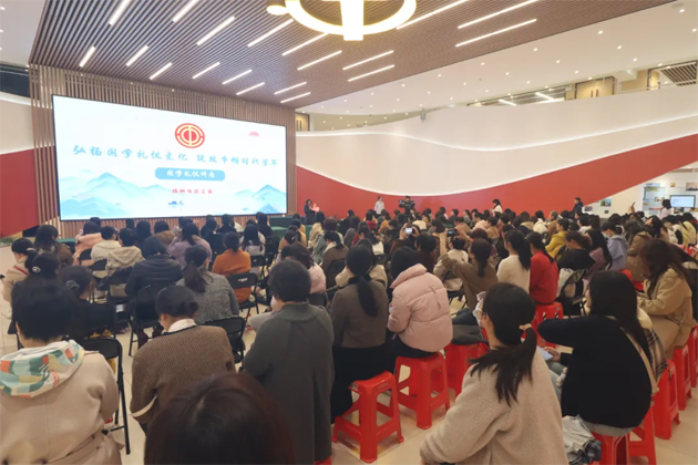 “花”樣過節(jié)，綻放巾幗芳華——市總工會(huì)舉辦慶“三八”國際婦女節(jié)系列活動(dòng)（一）