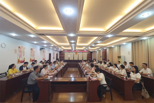 黨建引領(lǐng)聚合力 攜手共進(jìn)促發(fā)展│梧州市總工會(huì)和市司法局開(kāi)展黨建工作交流座談會(huì)